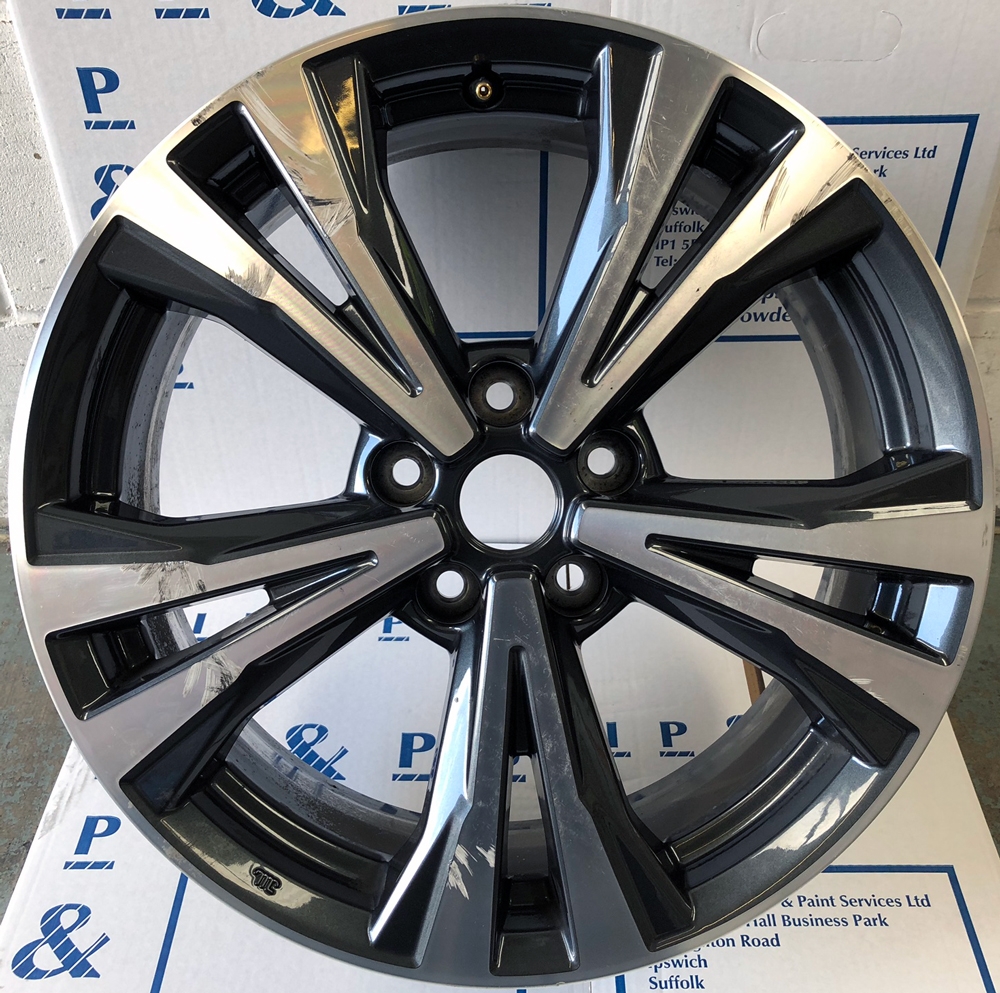 Nissan Dark Anthracite - Image 4