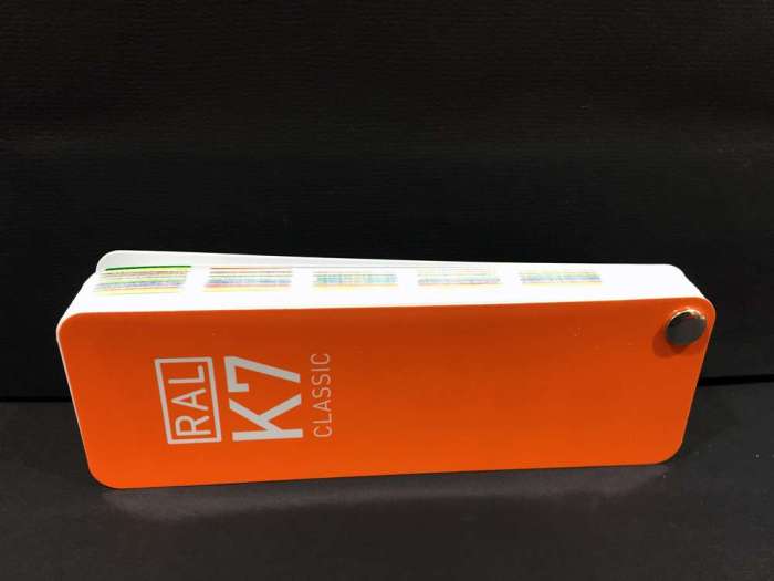 RAL K7 Classic Colour Fan